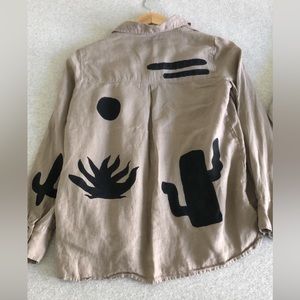 Linen hand-painted button up